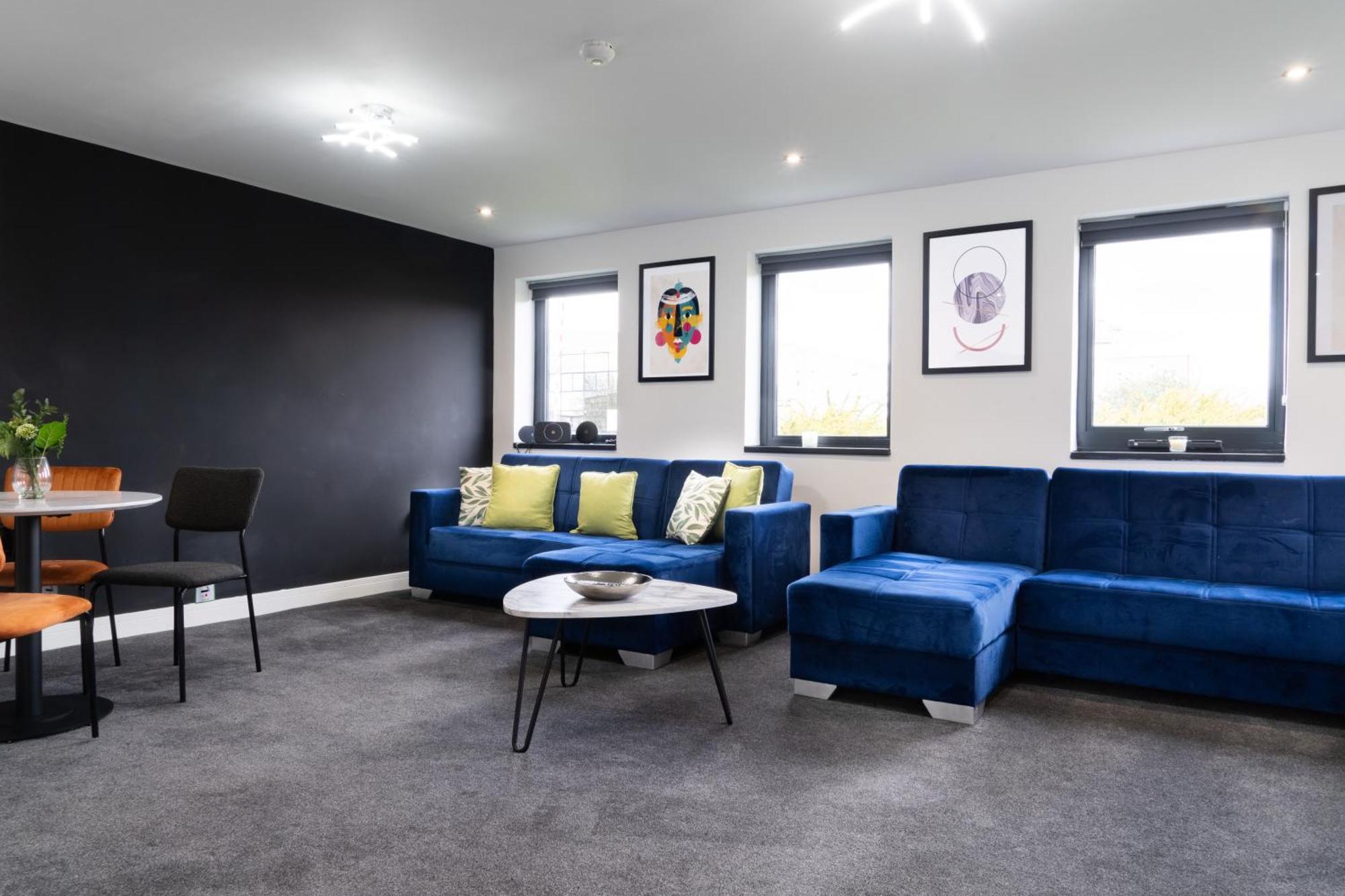 Newark House Premium Apartments With Sofa Beds - Wifi - Free Parking - Perfect For Contractors! Peterborough Exterior foto